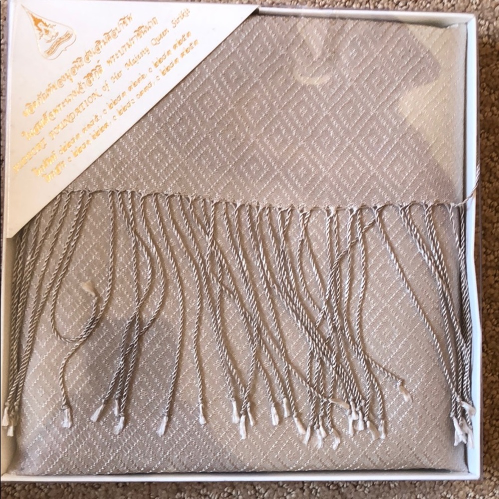 Silk pashmina
